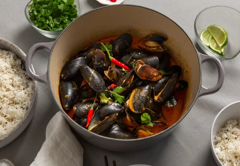 Red Thai Curry Mussels